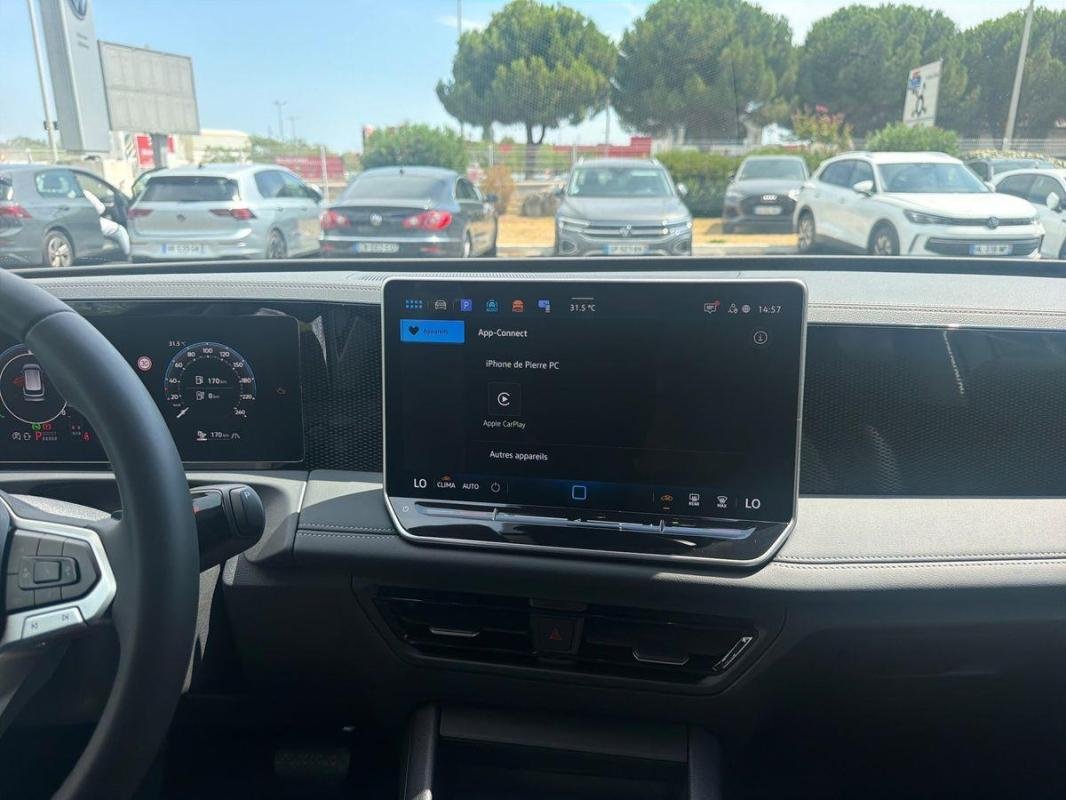 Volkswagen Tiguan - Photo 17