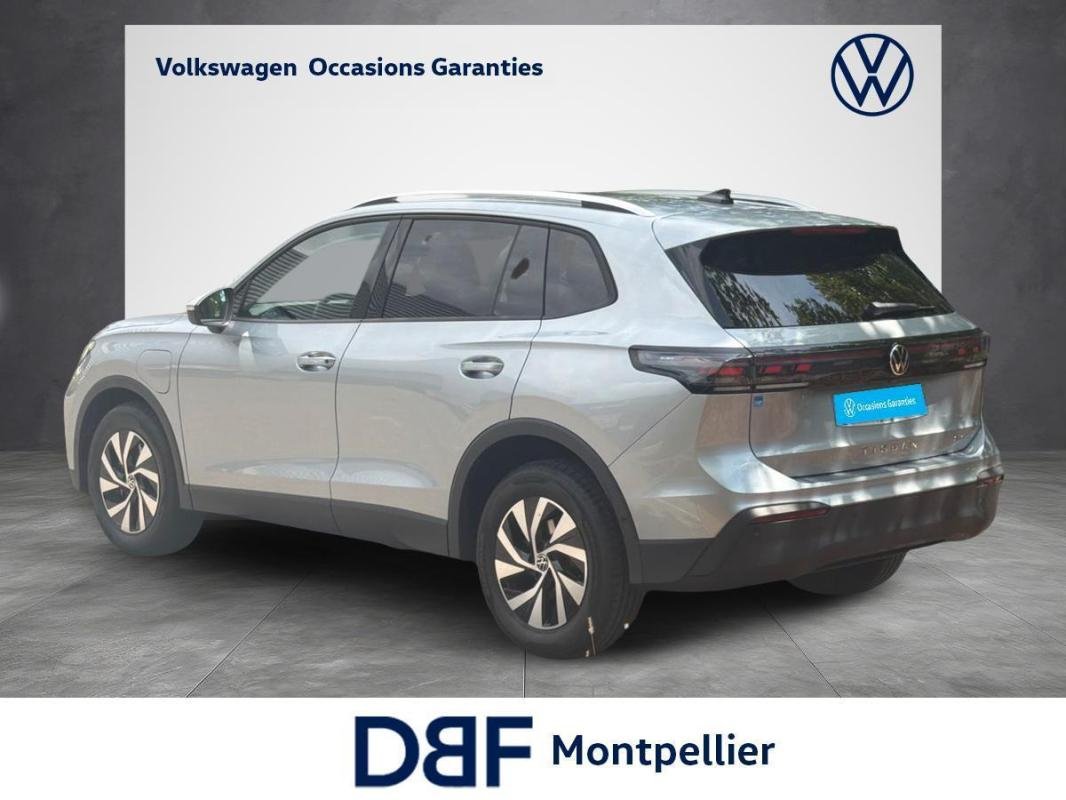 Volkswagen Tiguan - Photo 3