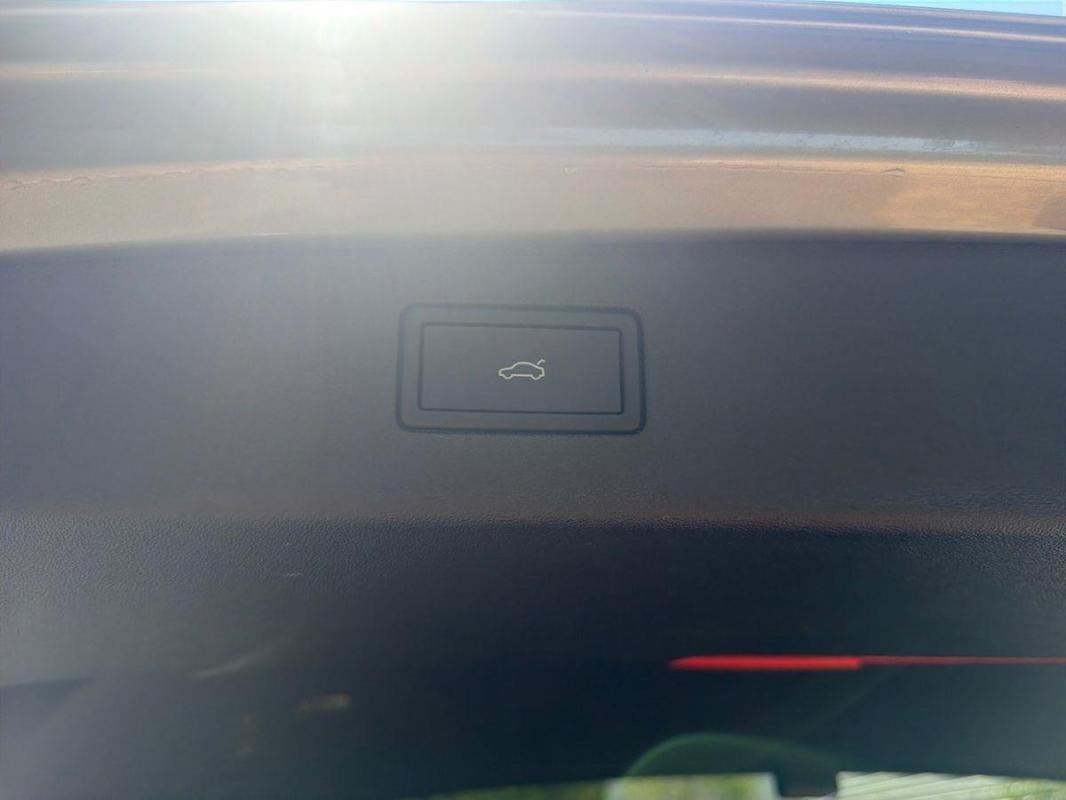 Volkswagen Tiguan - Photo 32