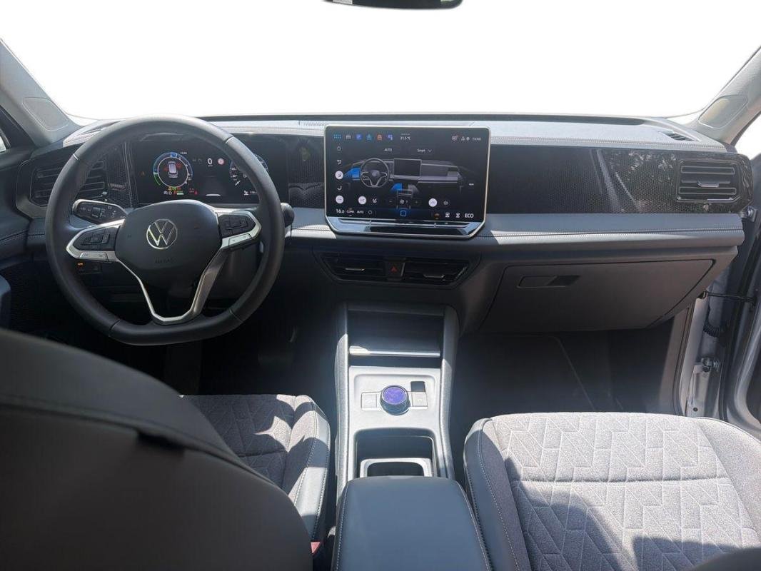Volkswagen Tiguan - Photo 8