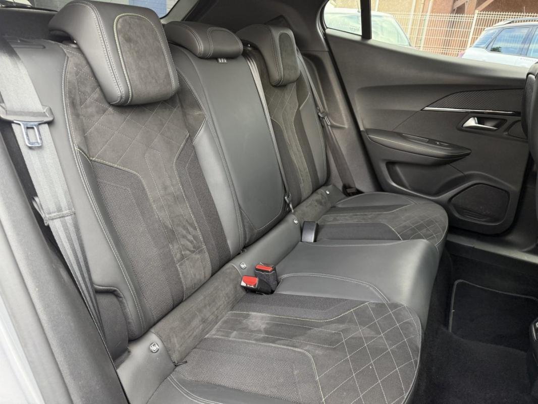 Peugeot 2008 - Photo 28