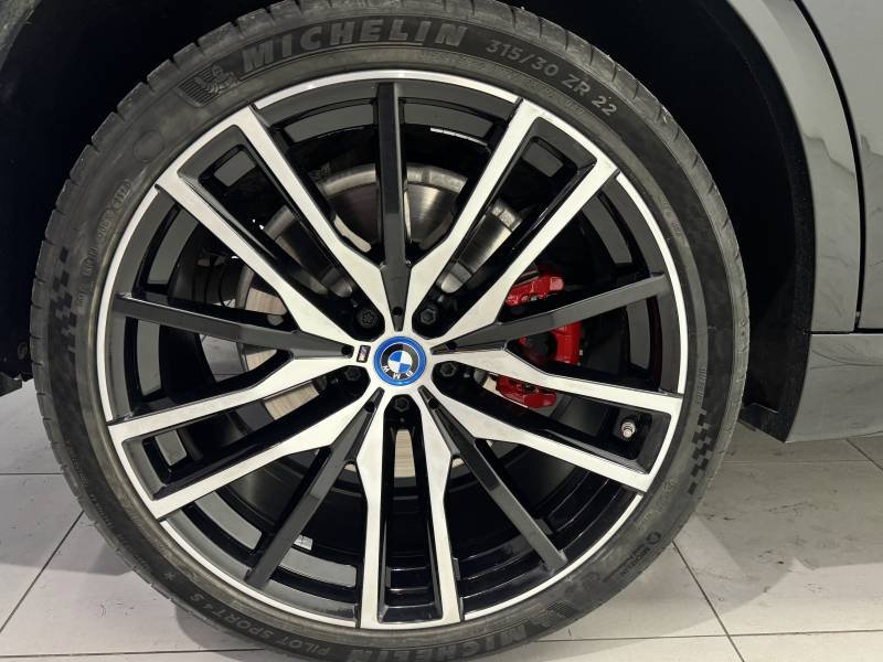 BMW X5 - Photo 15