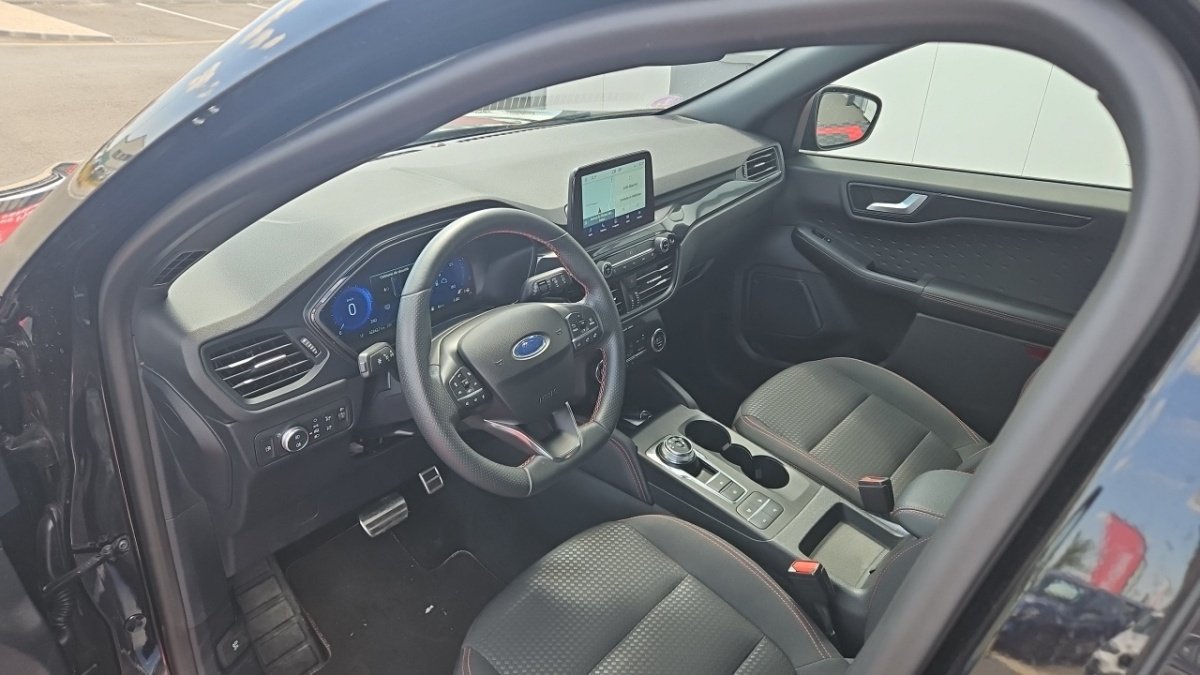 Ford Kuga - Photo 11