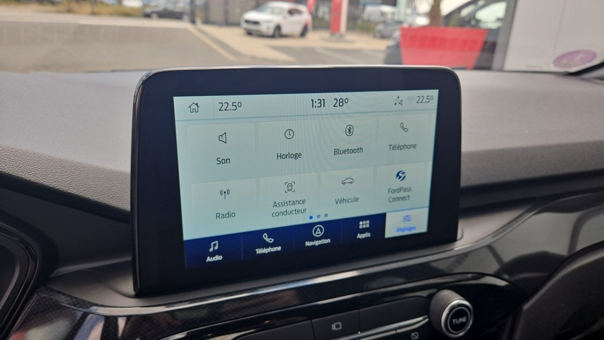 Ford Kuga - Photo 14