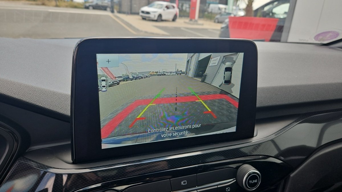 Ford Kuga - Photo 17