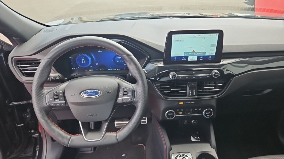Ford Kuga - Photo 18