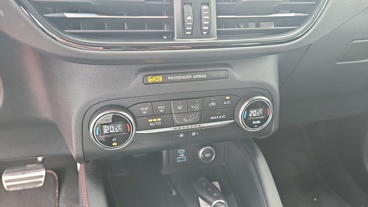 Ford Kuga - Photo 19