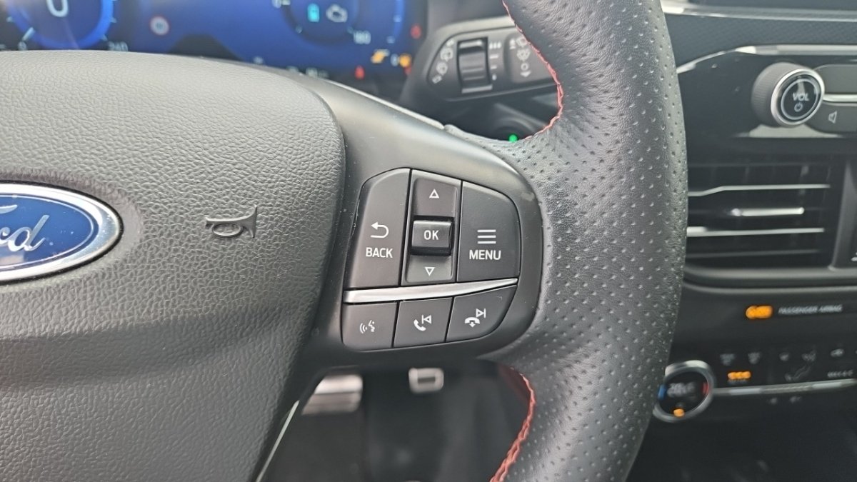 Ford Kuga - Photo 23