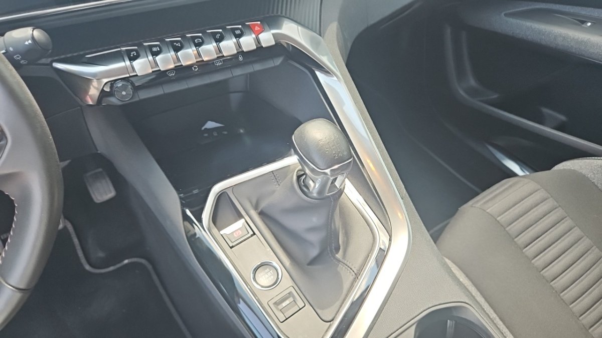 Peugeot 5008 - Photo 17