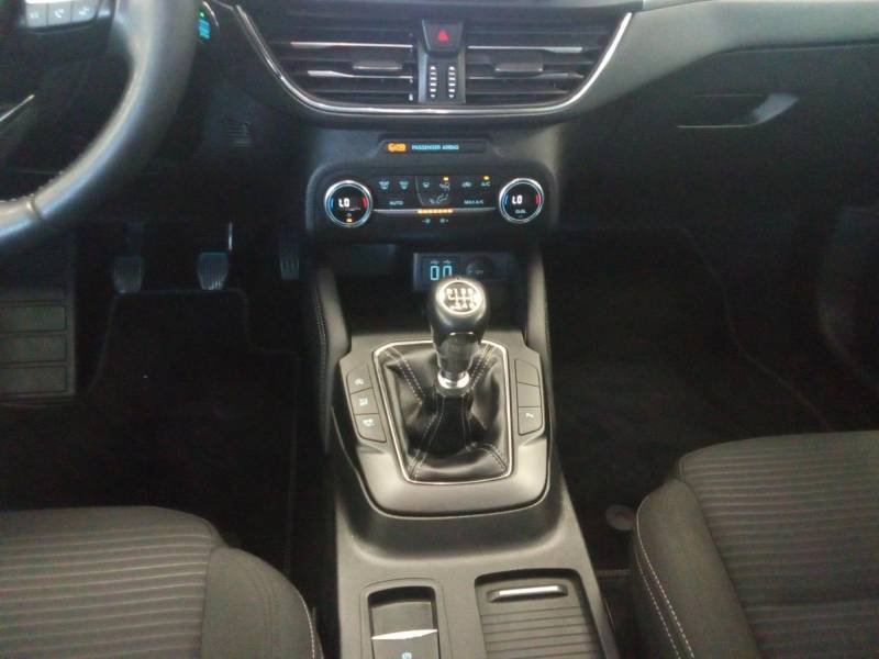 Ford Focus - Photo 12