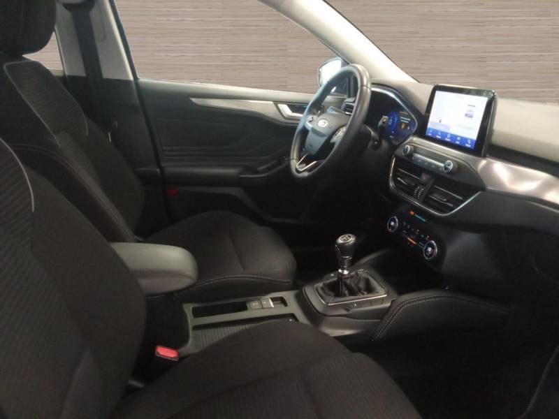 Ford Focus - Photo 16