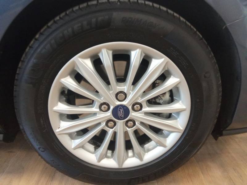 Ford Focus - Photo 17