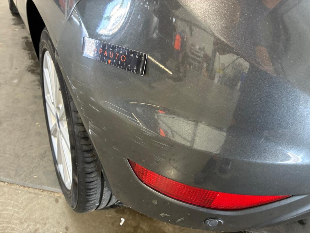 Ford Fiesta - Photo 17
