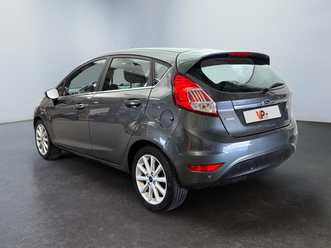 Ford Fiesta - Photo 3