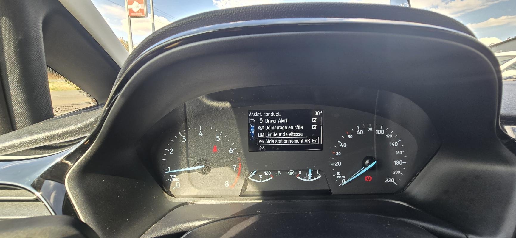 Ford Fiesta - Photo 11