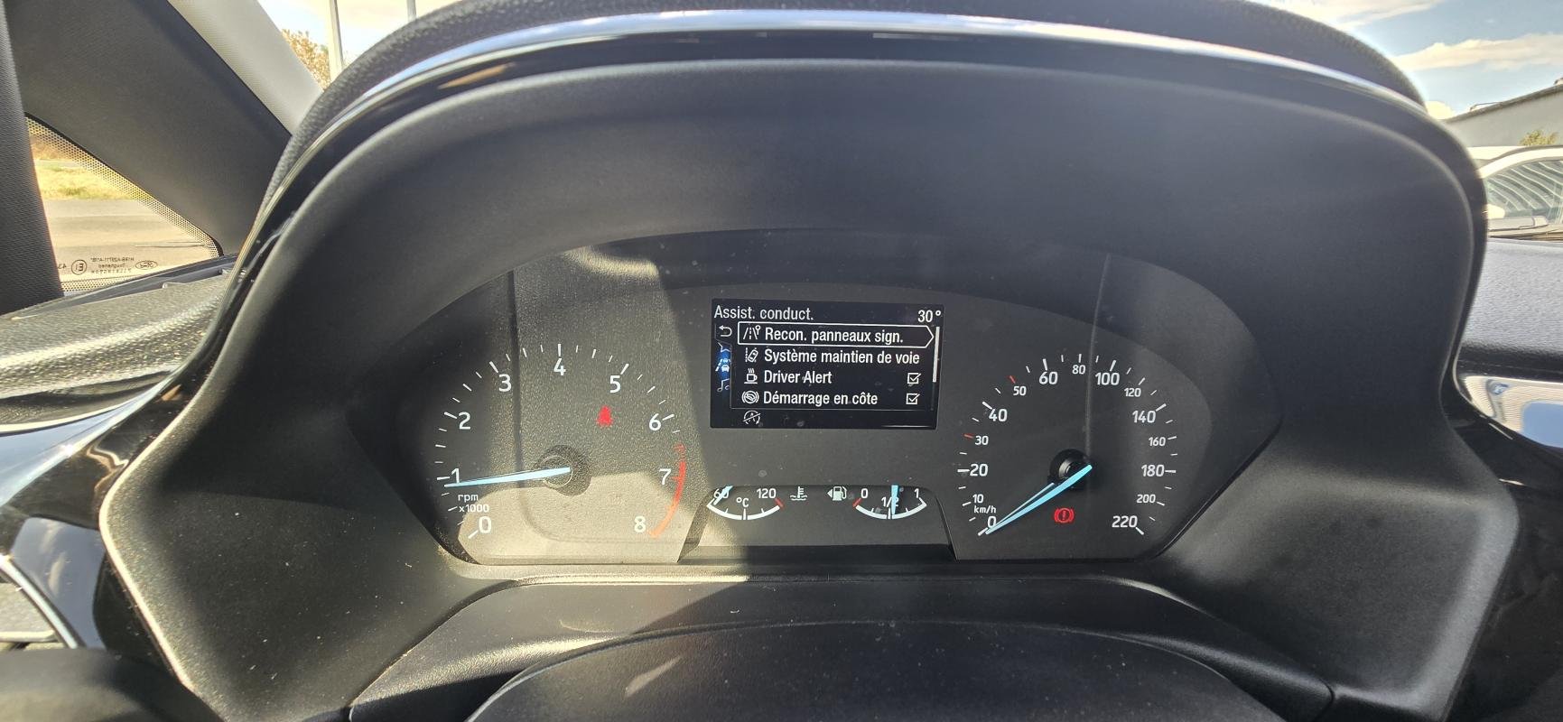 Ford Fiesta - Photo 12