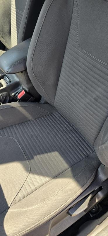 Ford Fiesta - Photo 9