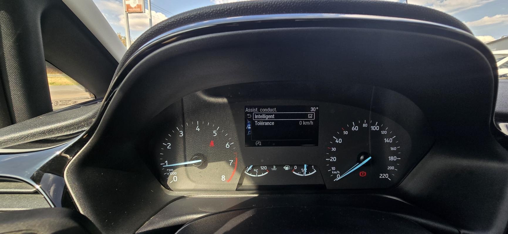 Ford Fiesta - Photo 10
