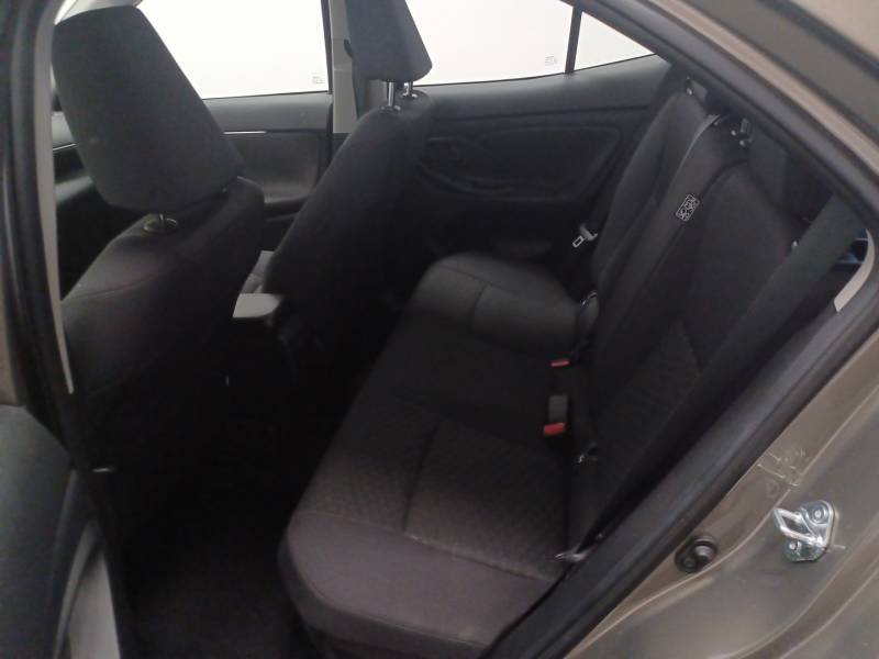 Toyota Yaris - Photo 13