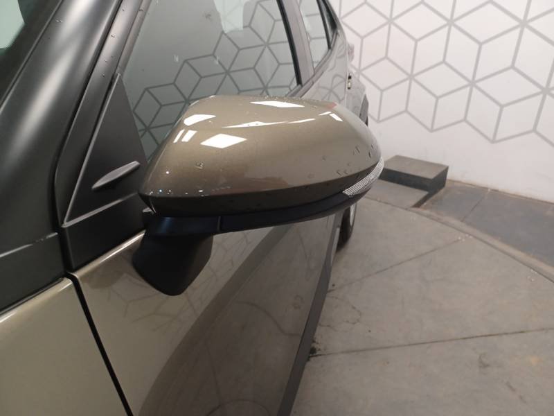 Toyota Yaris - Photo 19