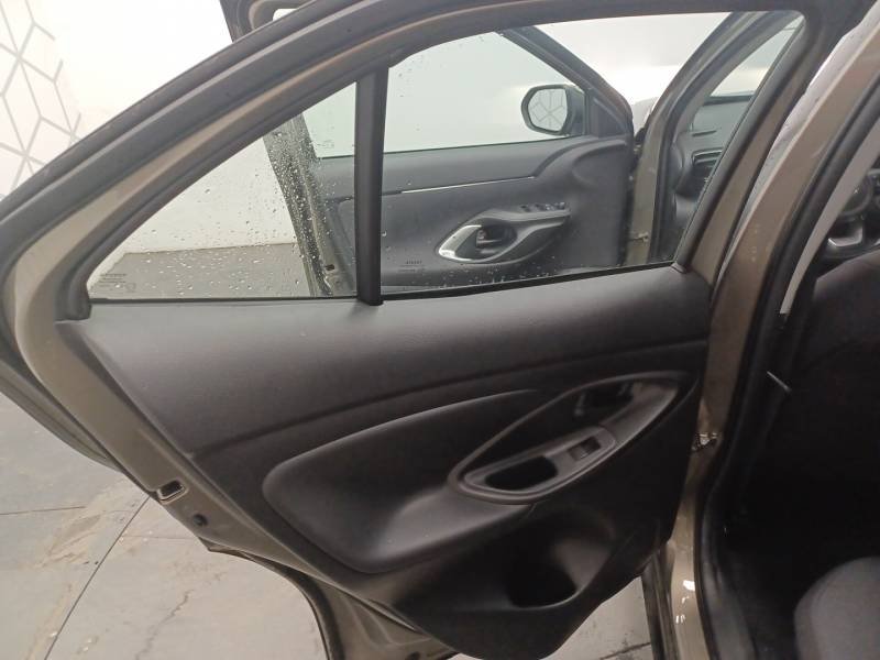 Toyota Yaris - Photo 21