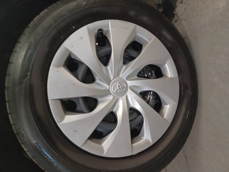Toyota Yaris - Photo 9