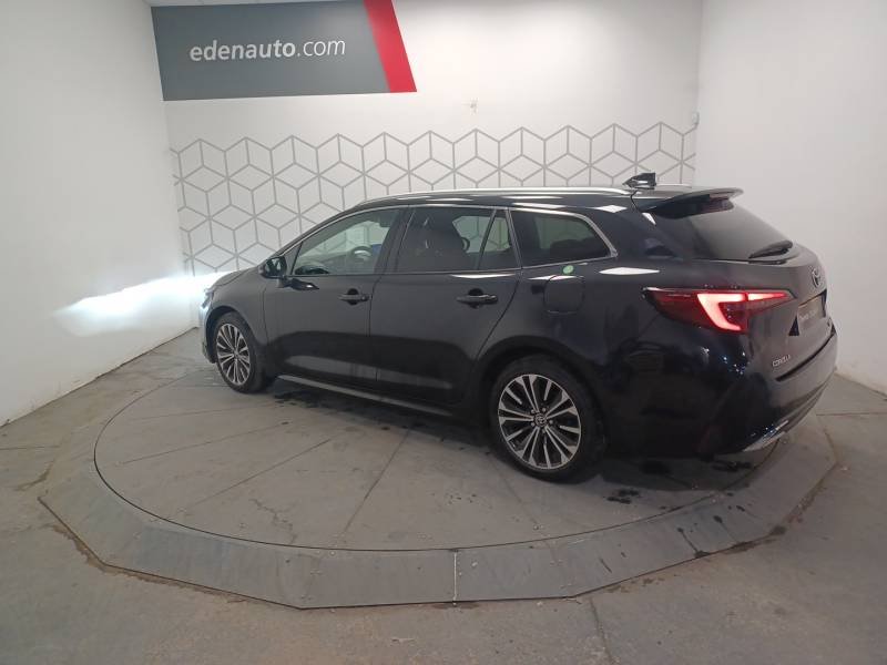Toyota Corolla - Photo 3