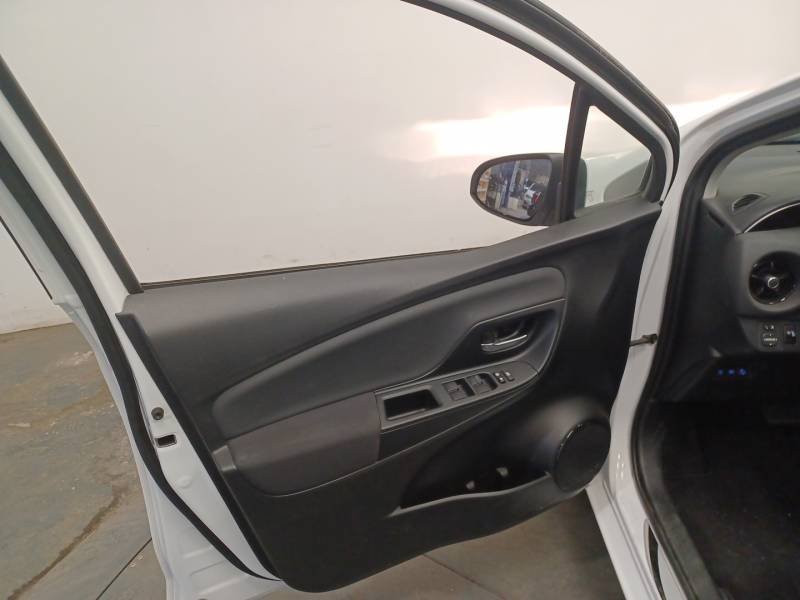 Toyota Yaris - Photo 20