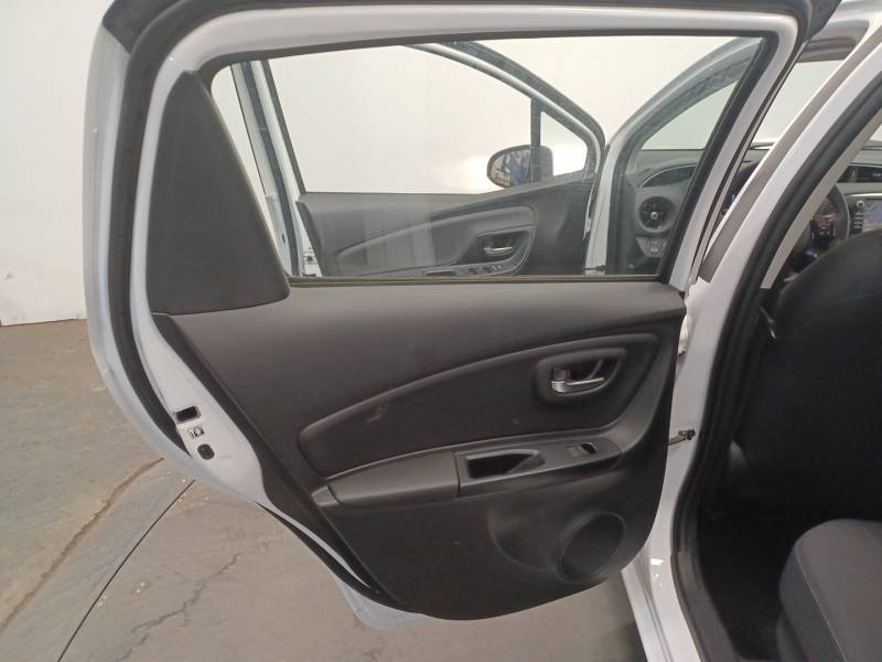 Toyota Yaris - Photo 22