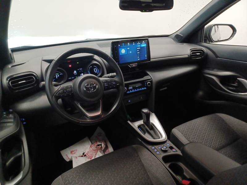Toyota Yaris - Photo 11