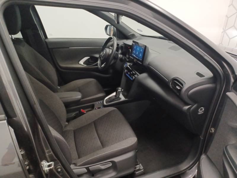 Toyota Yaris - Photo 12