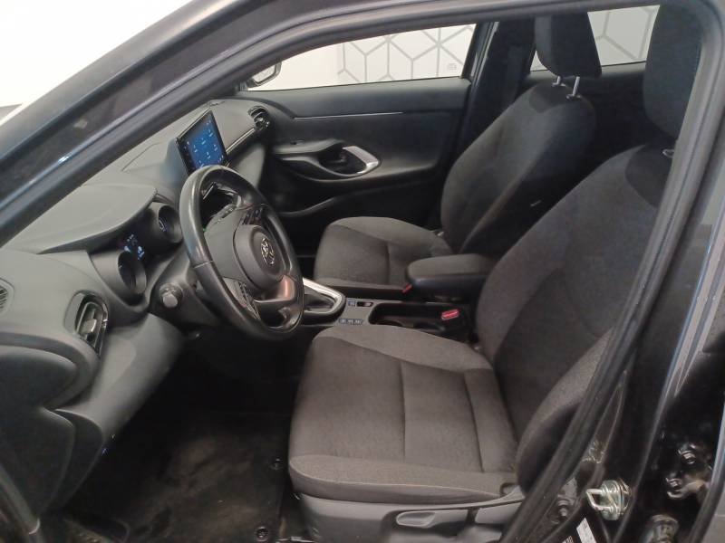 Toyota Yaris - Photo 10