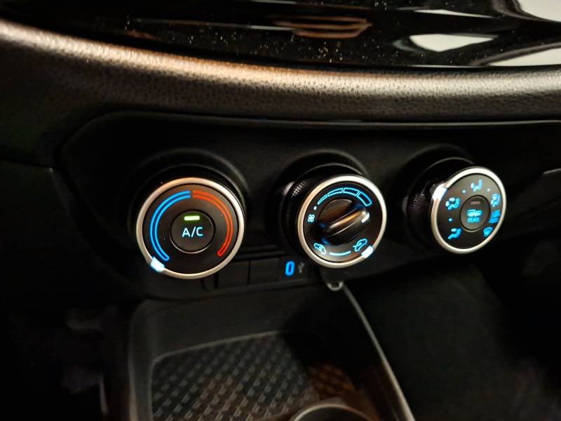 Toyota aygo x - Photo 24