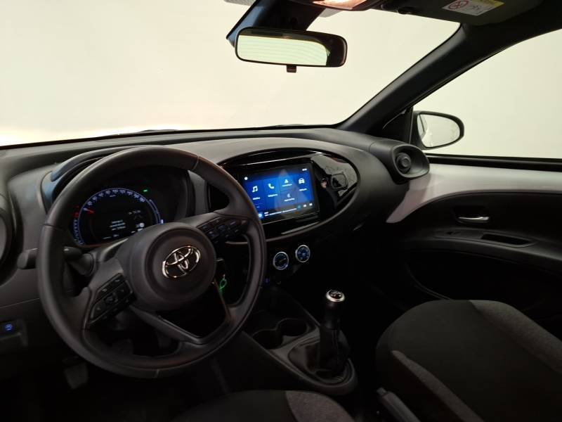 Toyota aygo x - Photo 10