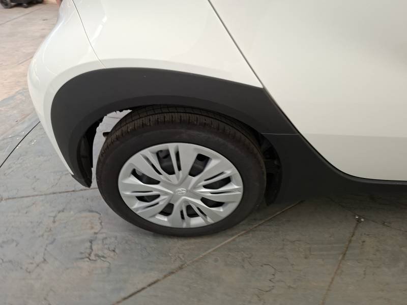 Toyota aygo x - Photo 19
