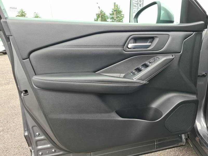 Nissan Qashqai - Photo 24