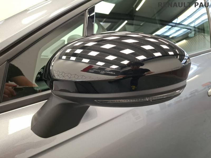 Renault Clio - Photo 18