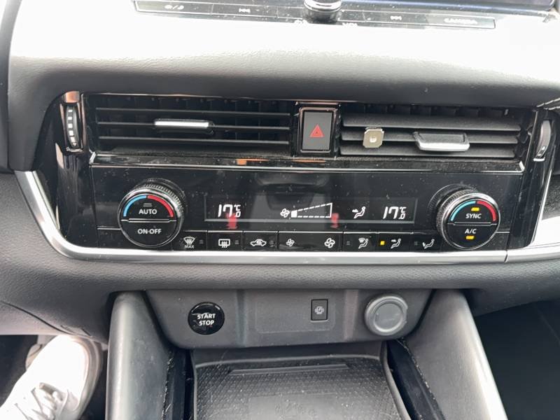 Nissan Qashqai - Photo 22