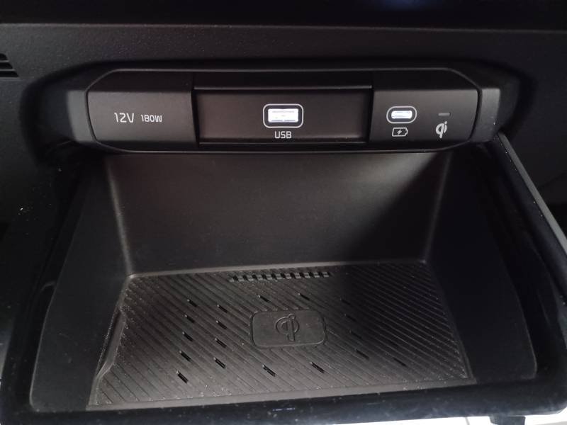 Kia Niro - Photo 27