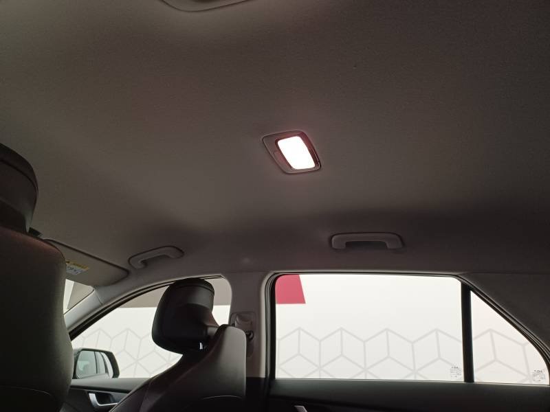Kia Niro - Photo 32