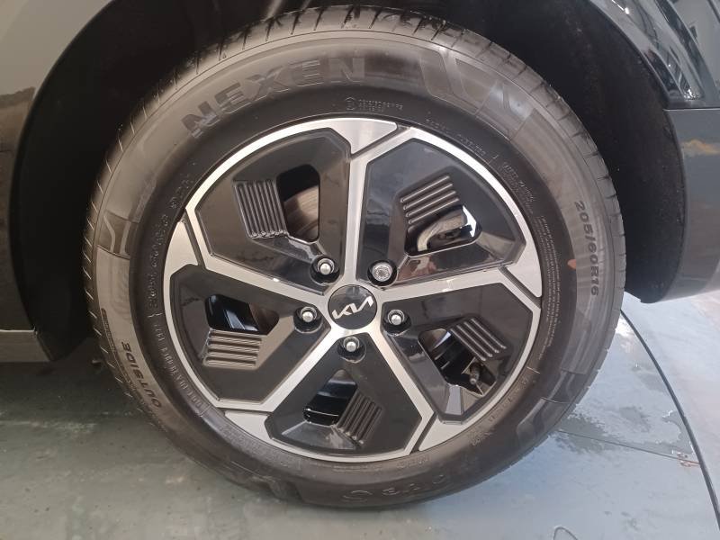 Kia Niro - Photo 7