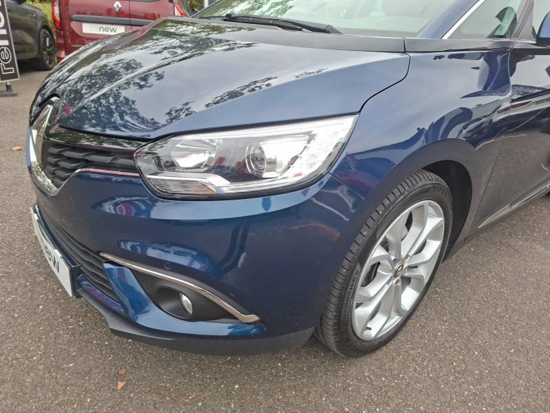 Renault Grand Scénic - Photo 17