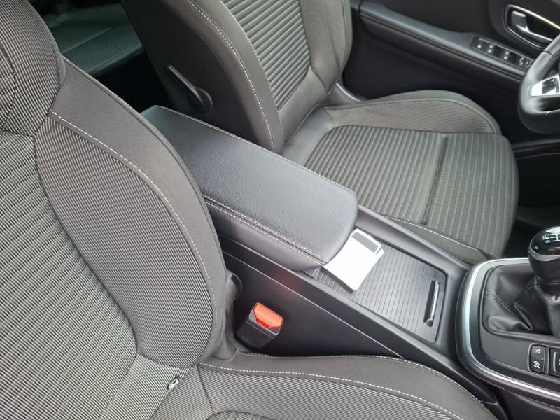 Renault Grand Scénic - Photo 23