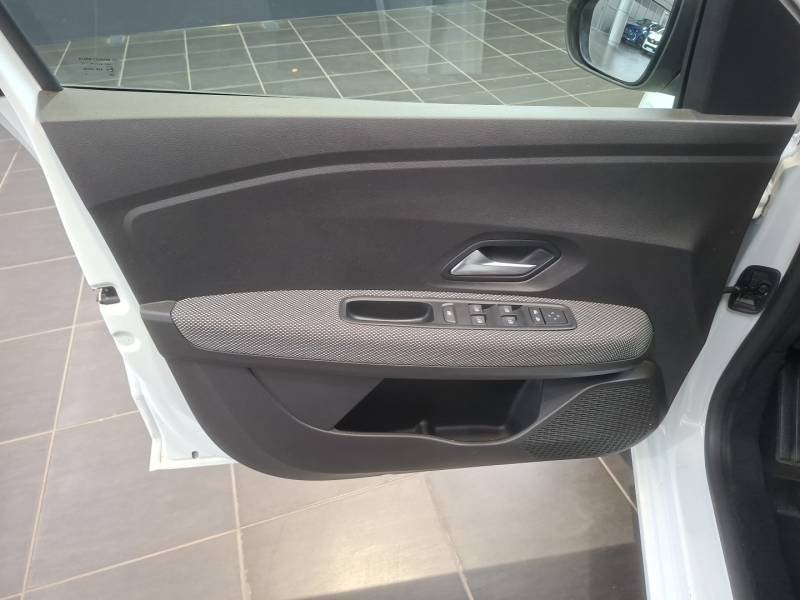 Dacia Sandero - Photo 28