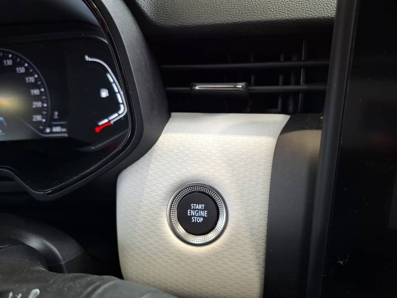 Renault Clio - Photo 21