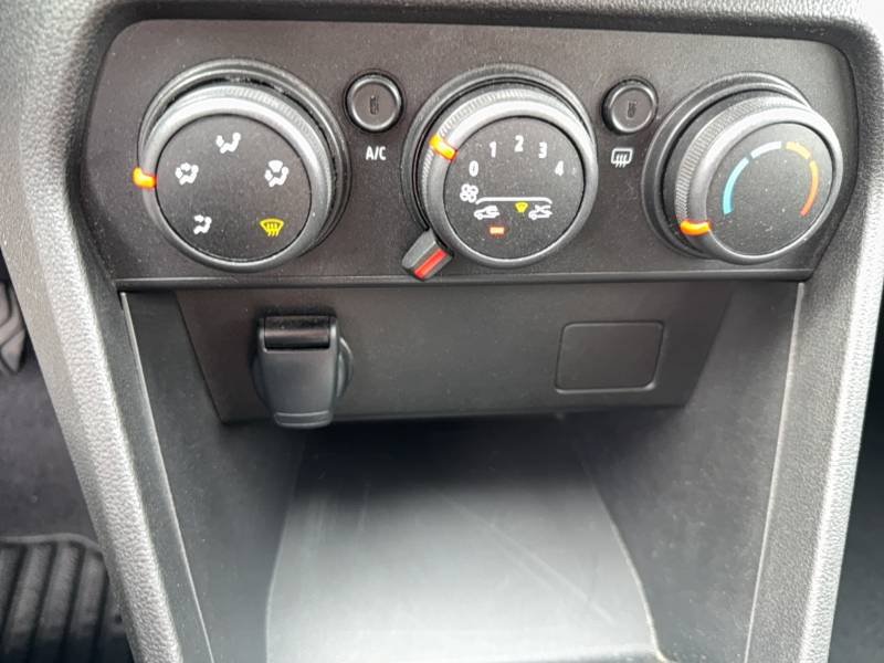 Dacia Sandero - Photo 28