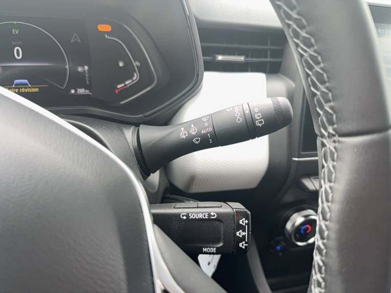 Renault Clio - Photo 23