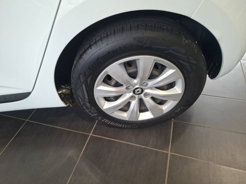 Renault Clio - Photo 17