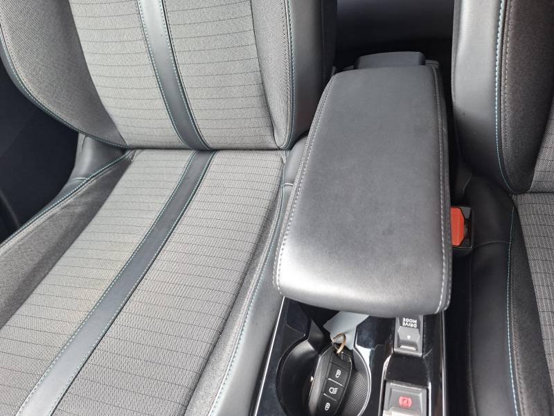 Peugeot 208 - Photo 30
