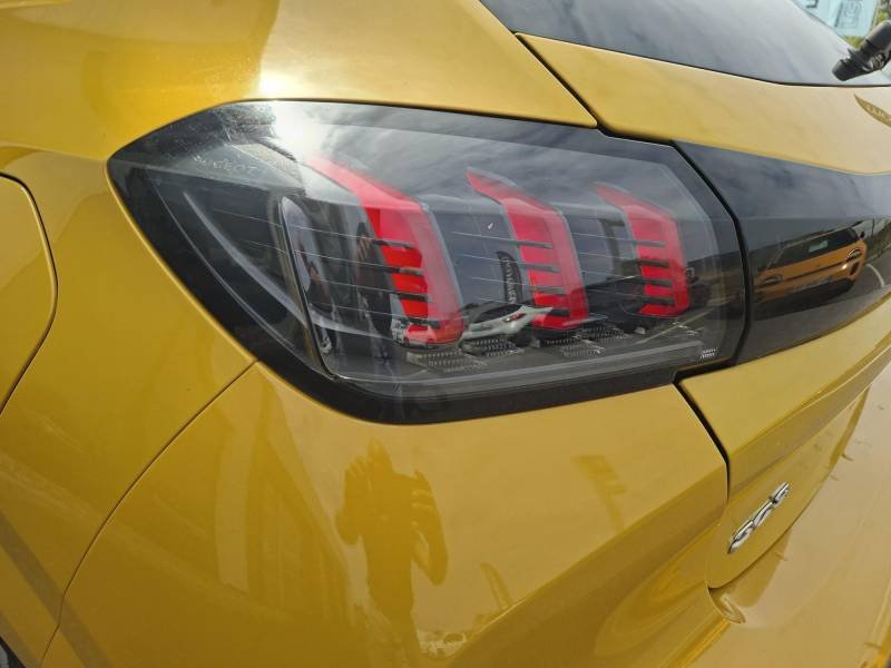 Peugeot 208 - Photo 35